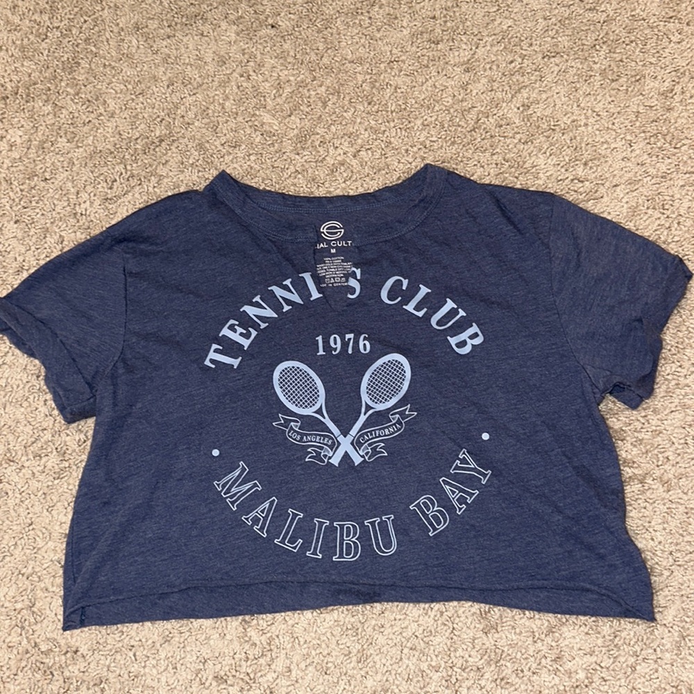 cropped tee
